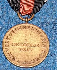 Medaille zur Erinnerung an den 01.10.1938.jpg